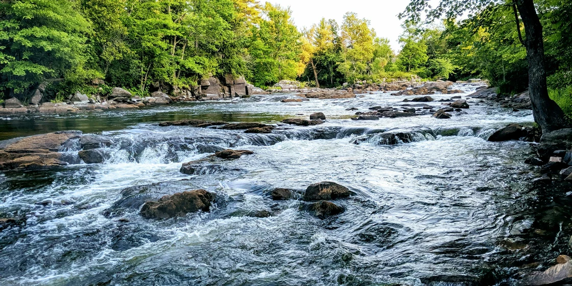 ferienziele-an-einem-fluss