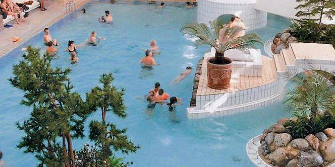 top-10-indoor-pools