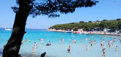 camping-camp-rehut